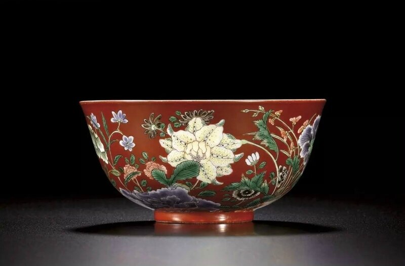 A finely painted coral-ground 'famille-verte' floral bowl, Uzhi mark and period of Yongzheng (1723-1735)