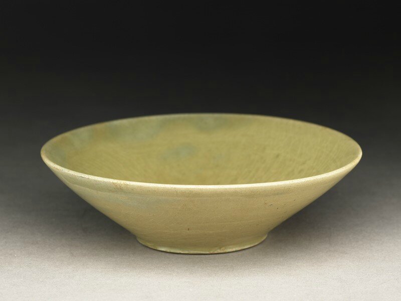 Greenware bowl, Yue kiln-sites, 9th - 10th century AD , Tang Dynasty (AD 618 - 907)