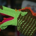 Un dragon porte bonheur au crochet
