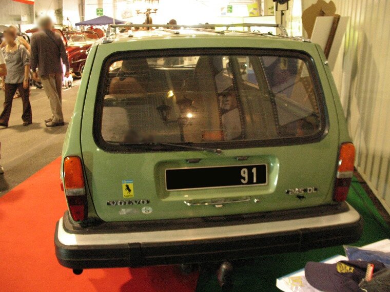 Volvo245DLar