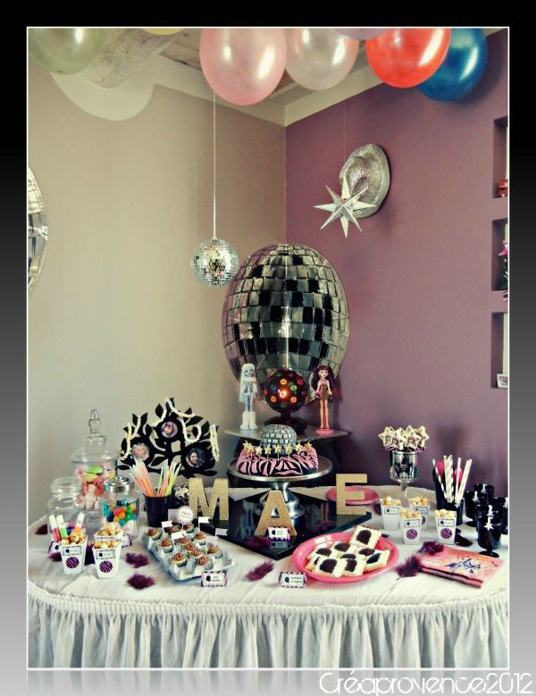 Pop Rock Star Birthday Party Les Photos De L Anniversaire De Star De Prunille Et Bien Sur De La Sweet Table Prunille Fait Son Show