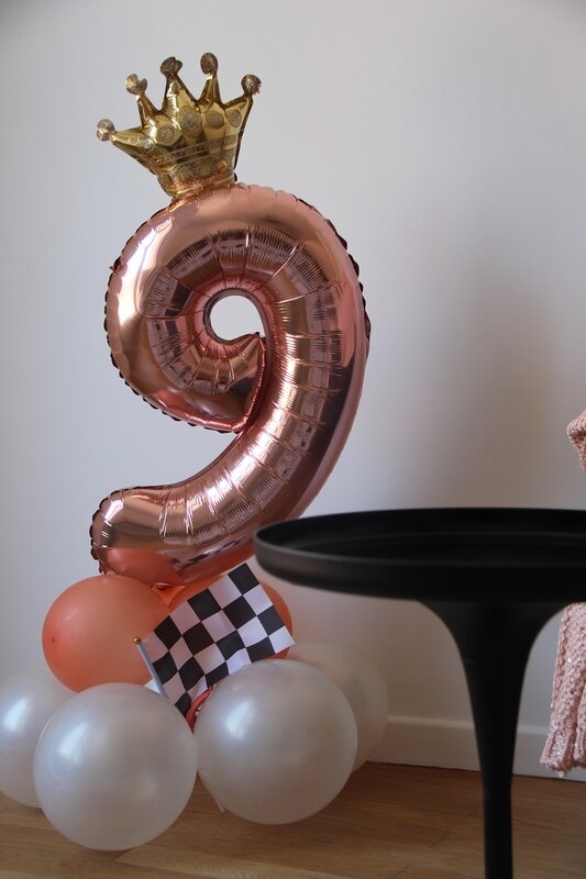 princess_peach_party_balloon_number_9
