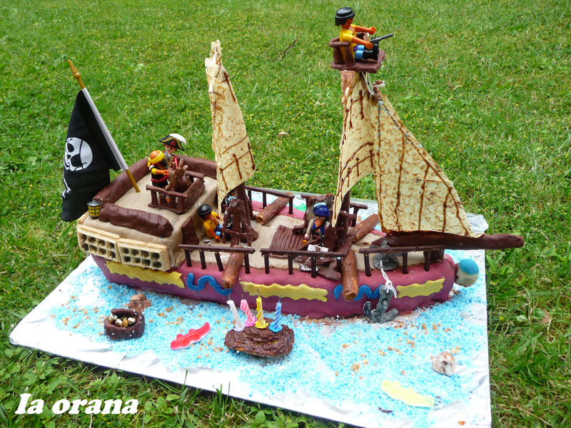 Bateau Pirate Pour L Anniversaire De Mon Loulou 4 Ans Mes Petits Gateaux Rigolos