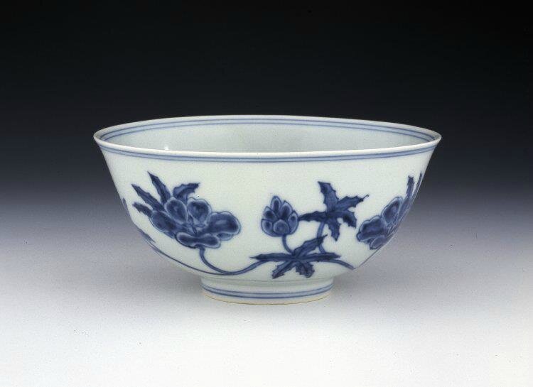 Porcelain 'palace bowl' with underglaze blue decoration. Ming dynasty. Chenghua mark and period. Donated by Mrs Winifred Roberts (In memory of A.D. Brankston. Registration number: 1954,0420.4. © Trustees of the British Museum